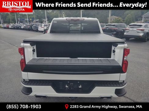 Used 2024 Chevrolet Silverado 1500 High Country w/ Technology Package AWD/4WD image 30