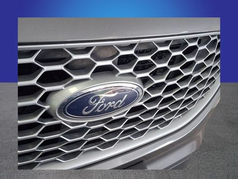 Used 2024 Ford Edge SEL AWD/4WD image 4