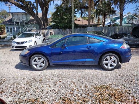 Used 2009 Mitsubishi Eclipse GS FWD image 4