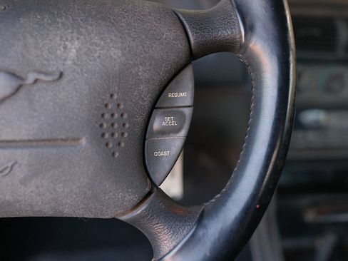 Used 1995 Ford Mustang GT RWD image 17