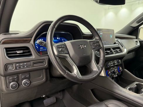 Used 2023 Chevrolet Tahoe Z71 w/ Luxury Package AWD/4WD image 11