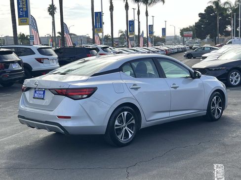 Used 2022 Nissan Sentra SV image 24