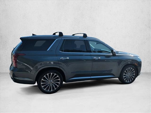 Used 2023 Hyundai Palisade Calligraphy FWD image 5