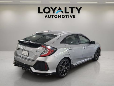 Used 2018 Honda Civic Sport Touring image 5
