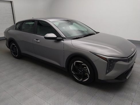 Used 2025 Kia K4 EX FWD image 11