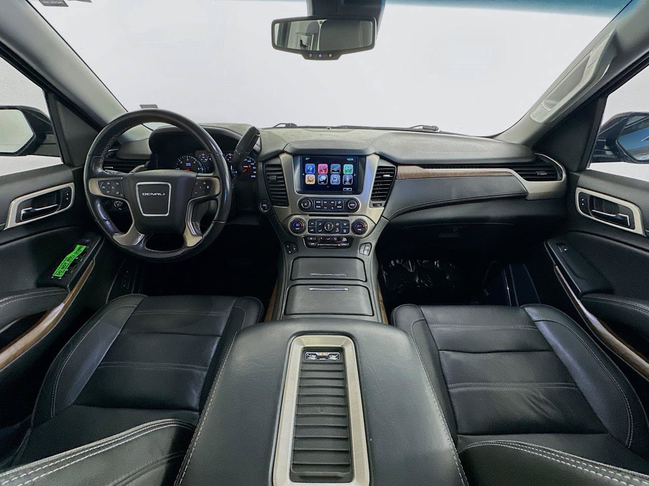 Used 2019 GMC Yukon Denali AWD/4WD image 10