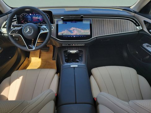 Used 2026 Mercedes-Benz E 350 4MATIC Sedan image 11