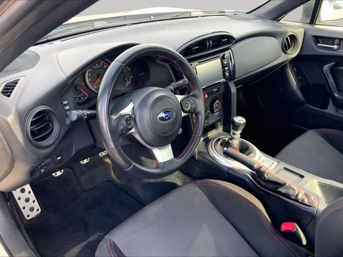 Used 2017 Subaru BRZ Premium w/ Popular Package #3 RWD image 18
