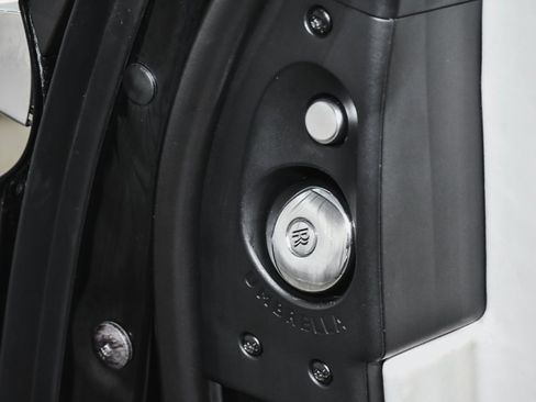 Used 2018 Rolls-Royce Ghost image 10