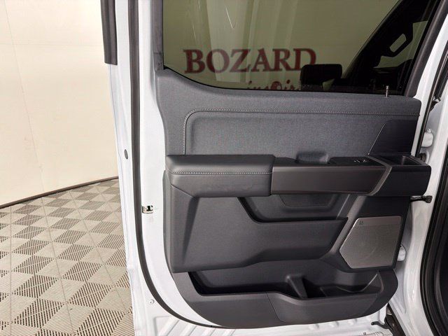 Used 2025 Ford F150 Lariat w/ Equipment Group 501A Mid AWD/4WD image 33