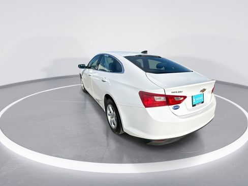 Used 2018 Chevrolet Malibu LS image 6