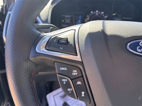 Used 2024 Ford Edge ST w/ Equipment Group 401A image 20