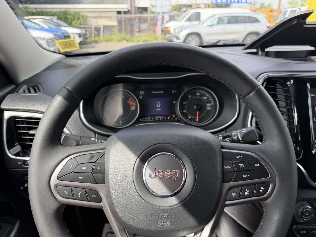 Used 2022 Jeep Cherokee Limited AWD/4WD image 26