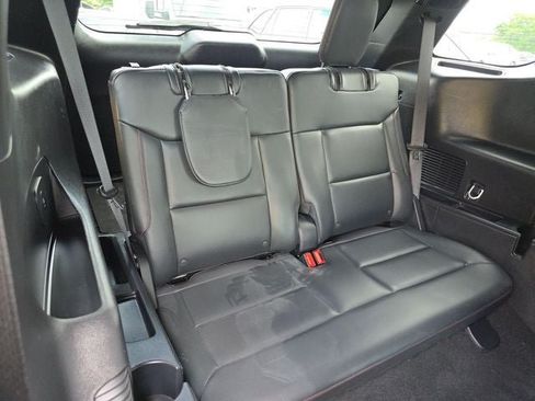 Used 2025 Ford Explorer ST-Line AWD/4WD image 12