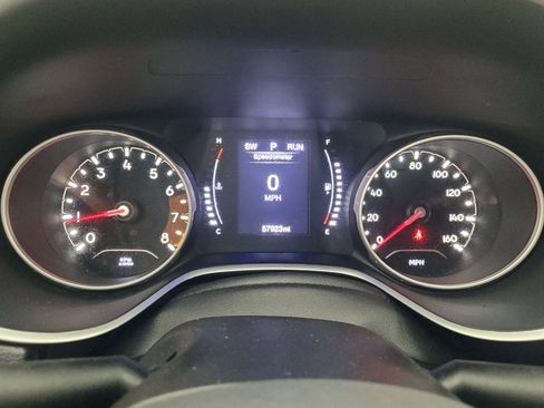 Used 2017 Jeep Compass Latitude w/ Safe & Security Group FWD image 23