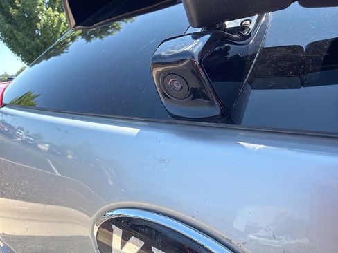 Used 2018 Kia Niro Touring FWD image 13