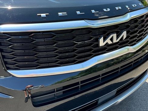 Certified 2022 Kia Telluride EX w/ EX Premium Package FWD image 35