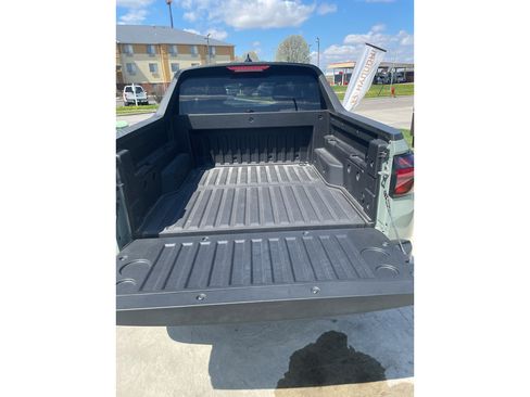 Certified 2024 Hyundai Santa Cruz SE image 9