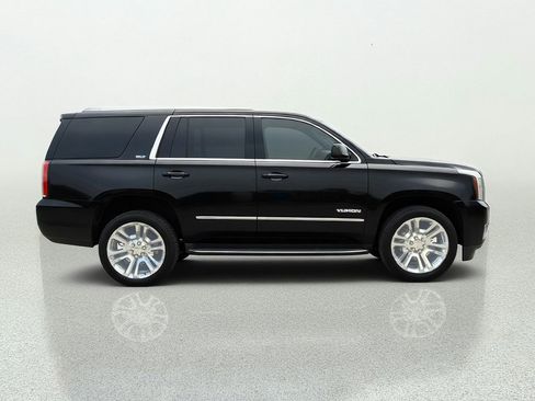 Used 2018 GMC Yukon SLT w/ Premium Edition RWD image 8