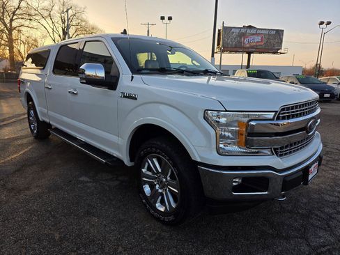 Used 2020 Ford F150 Lariat image 3