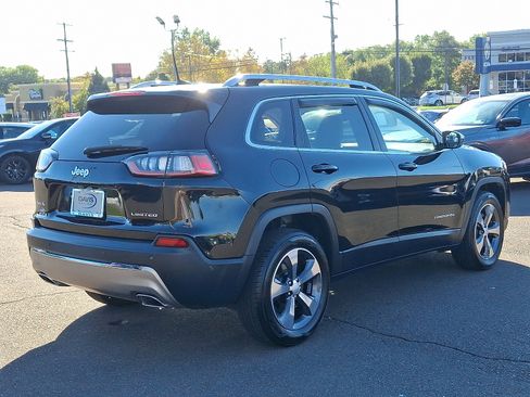 Used 2019 Jeep Cherokee Limited image 4