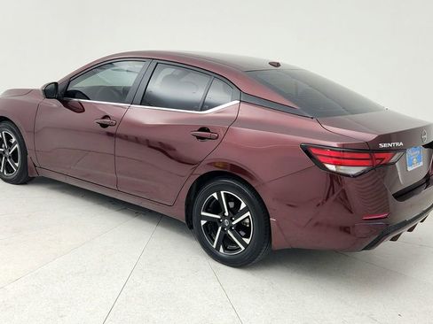 Used 2024 Nissan Sentra SV image 6