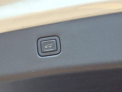 Used 2023 Chevrolet Blazer LT w/ Convenience Package FWD image 21