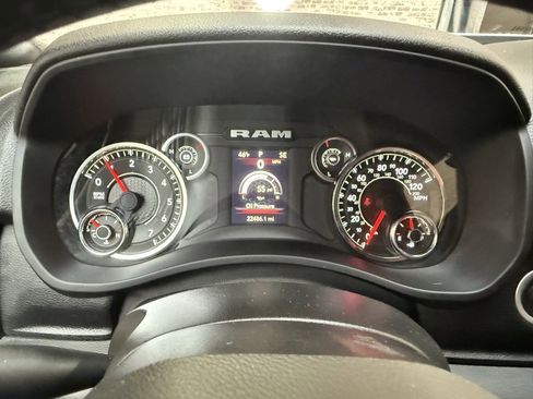 Used 2024 RAM 2500 Big Horn w/ Bed Utility Group image 25