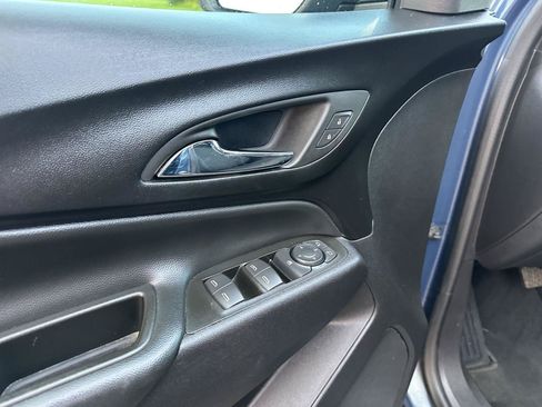 Used 2024 Chevrolet Equinox LT AWD/4WD image 16
