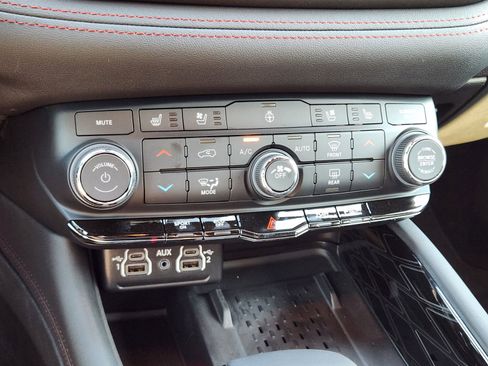 New 2026 Dodge Durango GT image 18