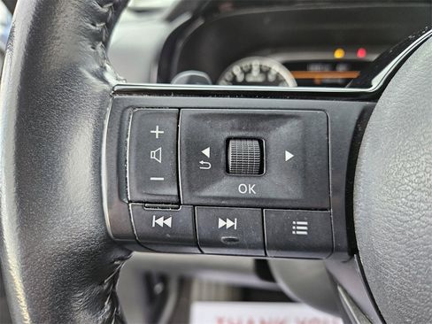 Used 2022 Nissan Pathfinder SV image 26