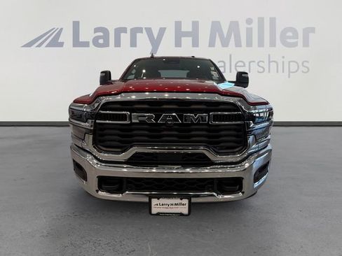 New 2026 RAM 3500 Big Horn AWD/4WD image 8
