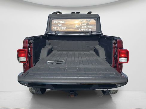 Used 2021 Jeep Gladiator Sport AWD/4WD image 9