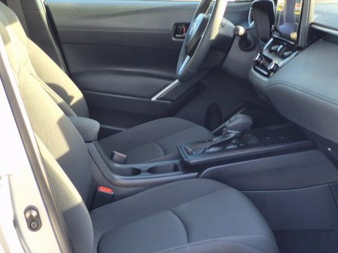 Used 2026 Toyota Corolla Cross LE image 21