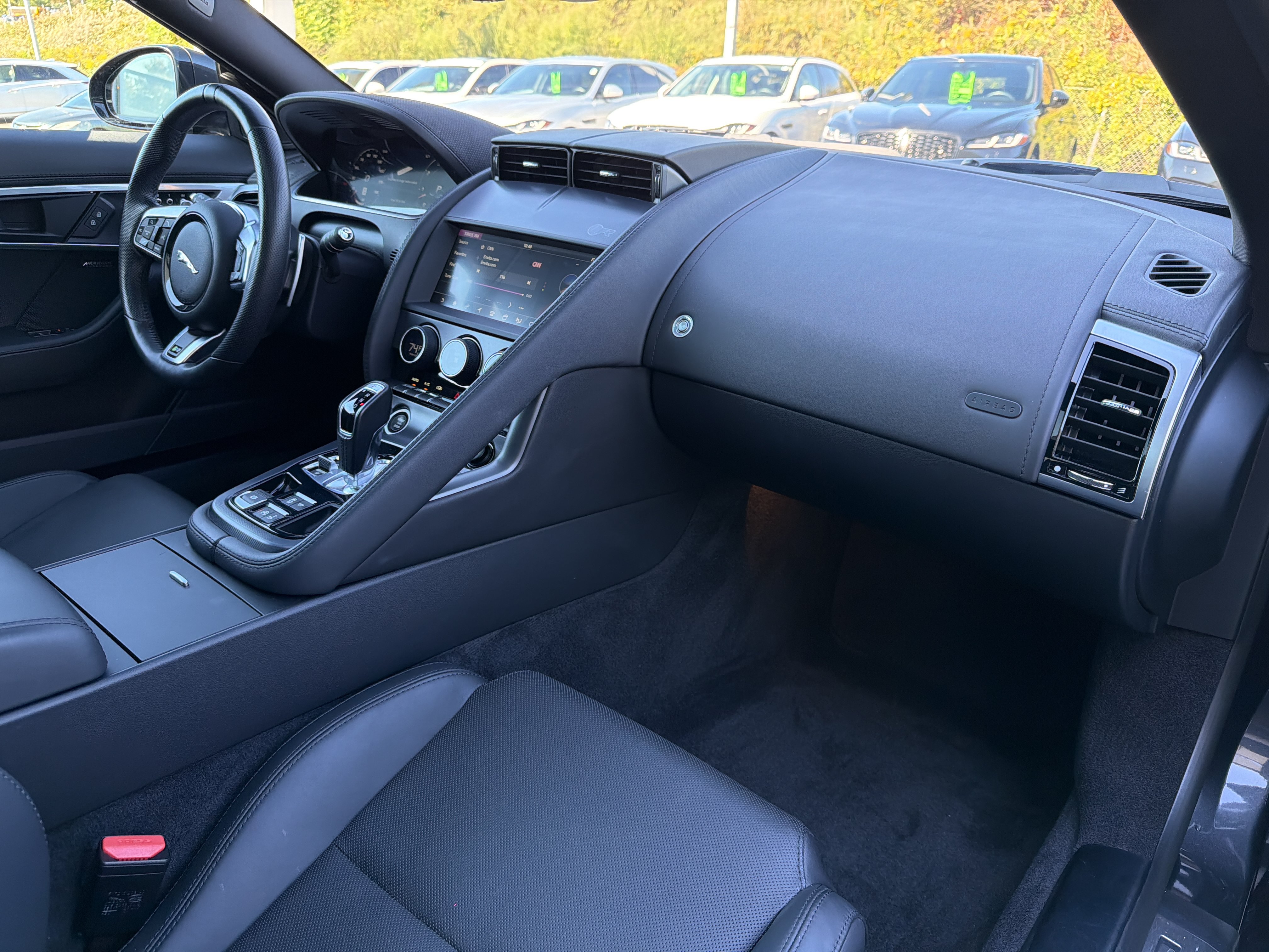 Used 2021 Jaguar F-TYPE R AWD/4WD image 23