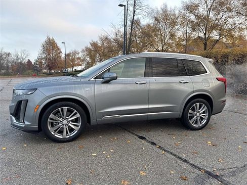 Certified 2024 Cadillac XT6 Premium Luxury w/ Technology Package image 2