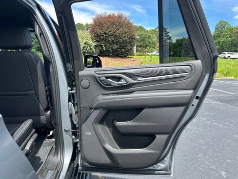 Used 2024 GMC Yukon Denali RWD image 64