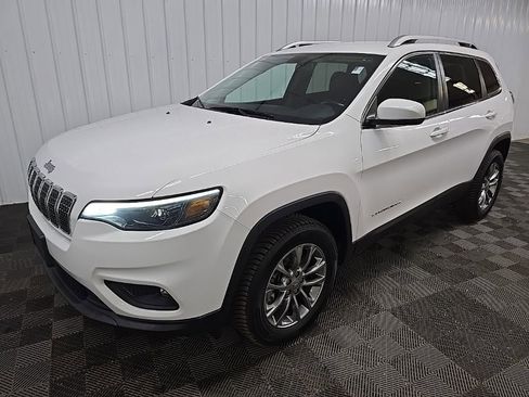 Used 2020 Jeep Cherokee Latitude Plus w/ Cold Weather Group image 8