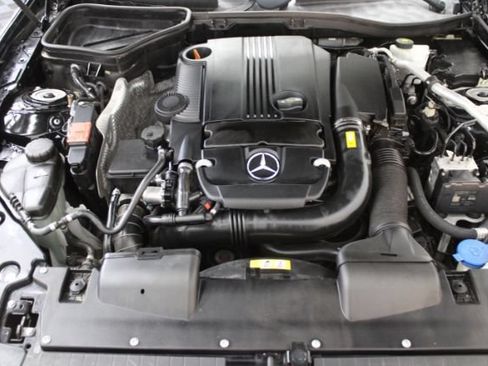 Used 2014 Mercedes-Benz SLK 250 image 20