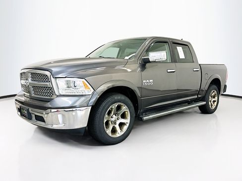 Used 2016 RAM 1500 Laramie w/ Convenience Group image 3