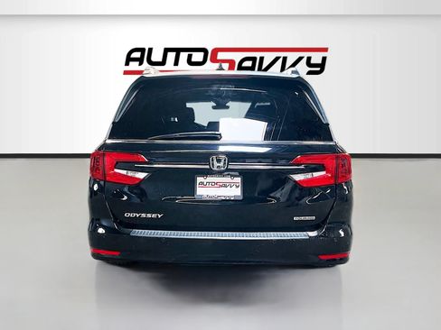 Used 2023 Honda Odyssey Elite image 6