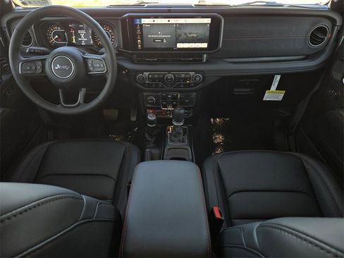 New 2025 Jeep Gladiator Sport image 14