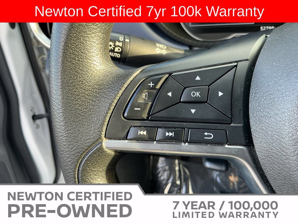 Used 2023 Nissan Versa SV FWD image 25