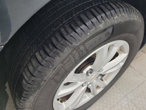 Used 2017 Chevrolet Equinox LT w/ Convenience Package image 31