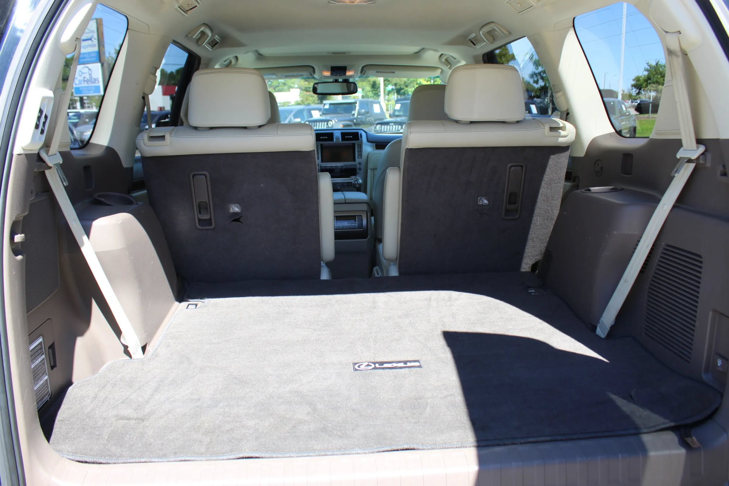 Used 2017 Lexus GX 460 Luxury w/ Preferred Accessory Package AWD/4WD image 24