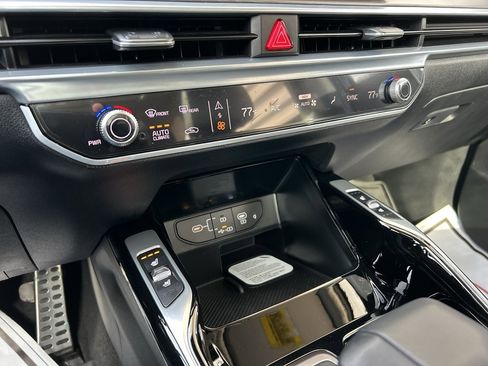 New 2026 Kia Sorento SX image 25