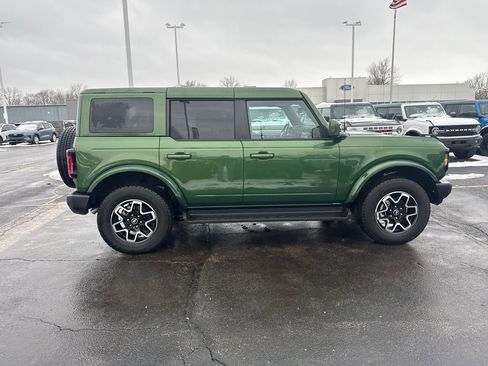 Used 2025 Ford Bronco Outer Banks image 6