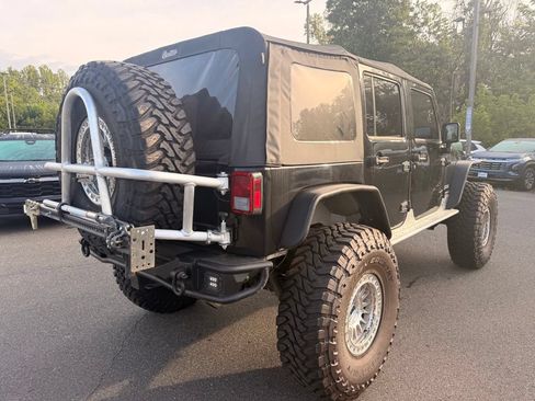 Used 2014 Jeep Wrangler Unlimited Sport w/ Quick Order Package 24S AWD/4WD image 8