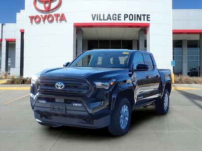 Used 2025 Toyota Tacoma SR5