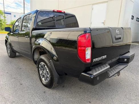 Used 2018 Nissan Frontier PRO-4X AWD/4WD image 13
